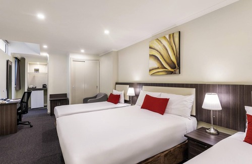 Melbourne Central Business District Hotel | ibis Styles Kingsgate