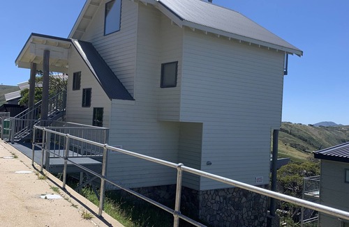 Hotham Heights Ski Chalet | Ice Breaker-Mount Hotham