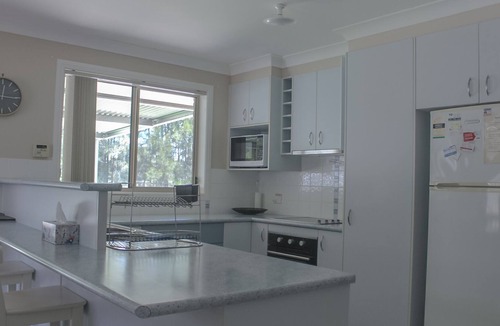Black Head House | Ideal family holiday home, close to shopping village, beach, cafes and more