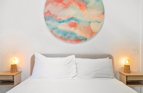 Melbourne Central Business District Apartment | Ikebana 1BR with Walk to CBD & Queen Vic Market