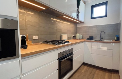 Mosman Park Apartment | il Villinno; Luxury Villa in Mosman Park