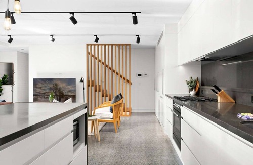 Manly Apartment | Impeccable 3-Bed Home Near the Beach