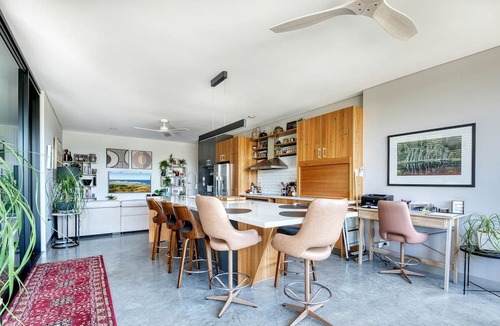 Venus Bay Villa | Impressive, Eco-Friendly Designer Rental with Pool for Bird Watchers and Ocean Enthusiasts in Venus Bay, Australia