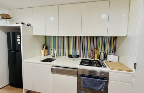 Prahran Apartment | In the heart of Greville Street