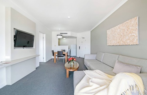 Darwin City Centre Apartment | Incredible Harbourfront Home Away from Home