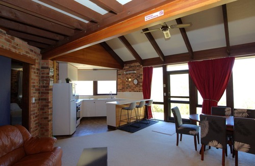Jindabyne Apartment | Ingellara - 1/49 Townsend Street
