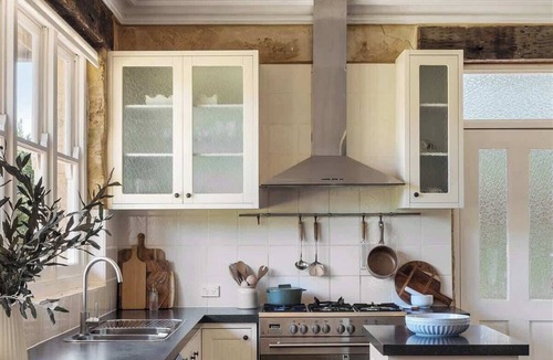 Yallingup House | Inji Retreat—Dual Bushland Retreat near the Coast