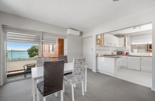 Port Macquarie Apartment | Innes Court Unit 5 7 Sunset Parade