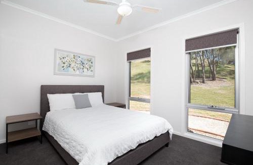 Homewood House | Ironbark Cabin at Homewood Lodge