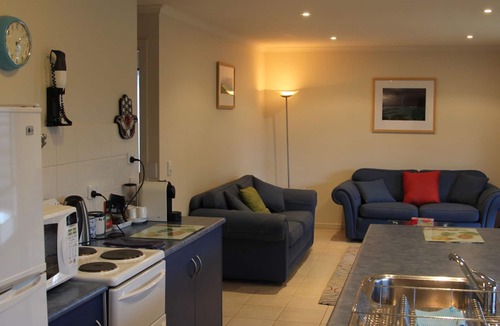 Newland House | Island Breeze - Luxurious & private home in Vivonne Bay, Kangaroo Island