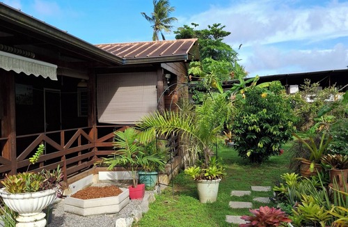 Cayenne House | Island colors