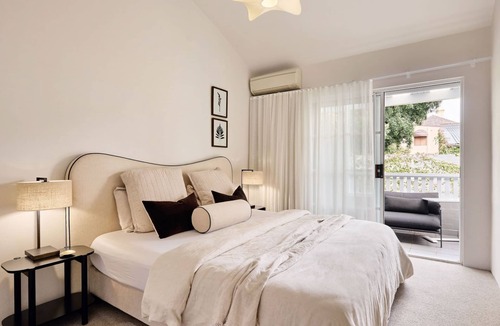 Annandale Apartment | Ivy Terrace, Annandale IH