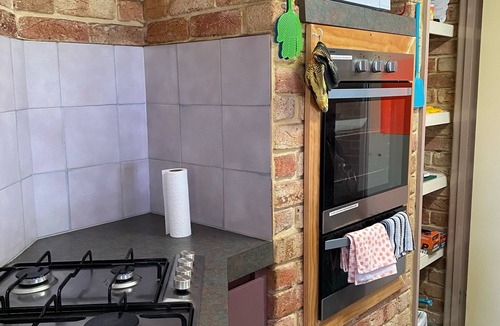 Jurien Bay House | J Bay Getaway - Stones Throw From Beach