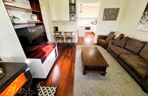 Waroona House | Jarrah Cottage, a renovated home with spacious block located in Waroona.