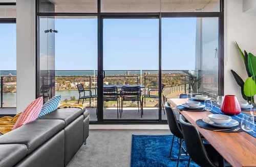 Melbourne Apartment | Jaw-dropping Views from 3bdr Executive Penthouse