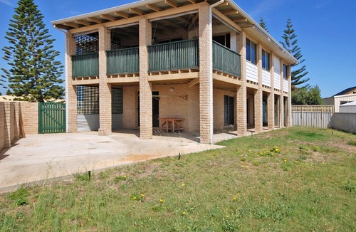 Jurien Bay House | JBay Escape - Ocean views, WIFI, Netflix