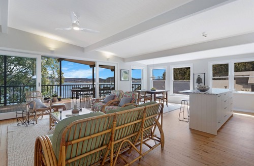 Killcare House | Jetty's End water front beach house