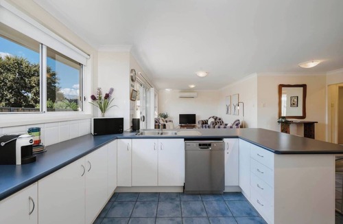 Central Mudgee House | Jewel on Lewis Central Mudgee Haven near Wineries