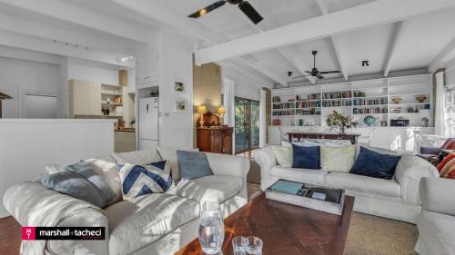 Cuttagee House | Jewel On The Lake - Head of Cuttagee Rd 287