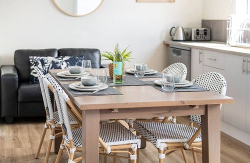 San Remo Apartment | John`s Place San Remo Studio Couples/Surfers/Pets