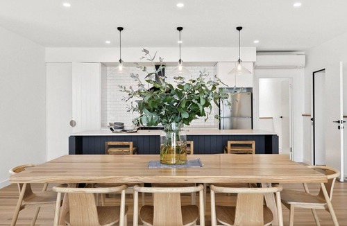 Lorne Apartment | Joy Apartment 4 - Brand New Beachfront Apartment, Views, Linen, WIFI and More