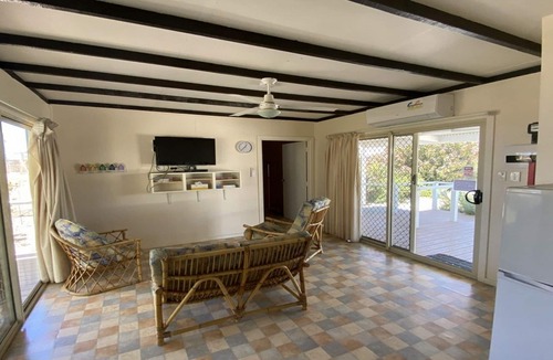 Jurien Bay House | Jurien Bay View Bungalows - Island View 7, 8 Hill Street