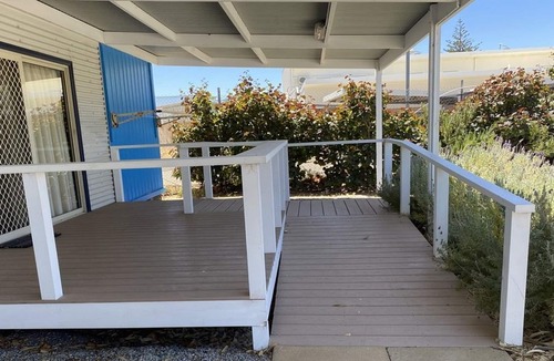 Jurien Bay House | Jurien Bay View Bungalows - Island View 7, 8 Hill Street