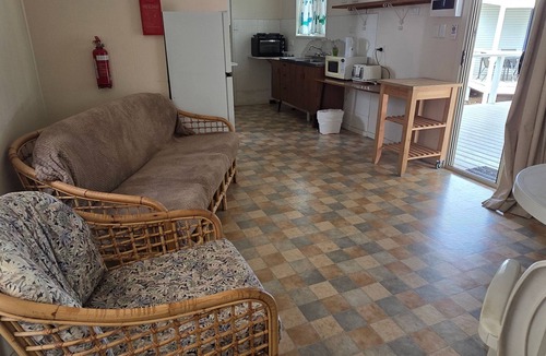 Jurien Bay House | Jurien Bay View Bungalows - Beach View 6, 8 Hill Street