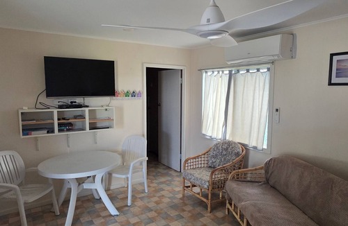Jurien Bay House | Jurien Bay View Bungalows - Beach View 6, 8 Hill Street