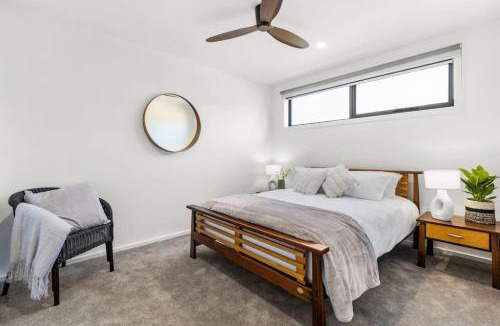 Torquay House | Just built luxury Townhouse