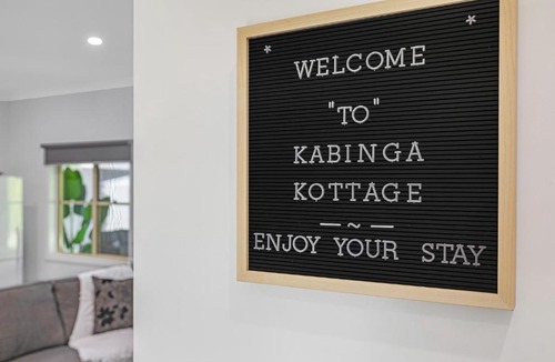 Moama House | Kabinga Kottage - Echuca Holiday Homes