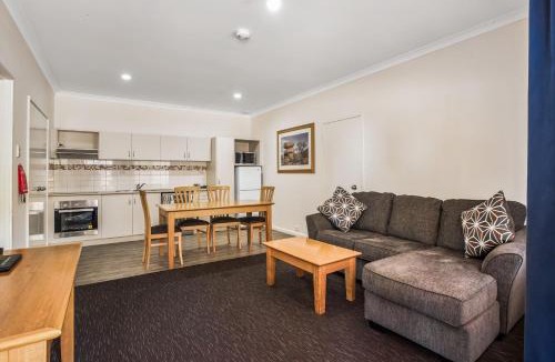 Karratha Hotel | Karratha Central Apartments