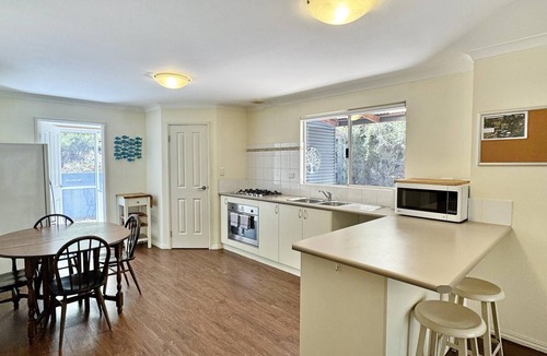 Shadforth House | Karri Views: Walk to inlet, Close to town and Bibbulmun Track