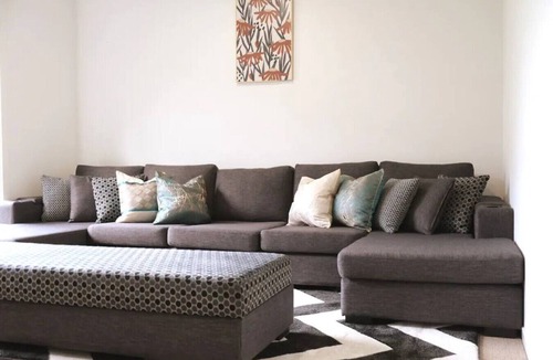 Kellyville House | Kellyville Modern & Stylish House for family &work