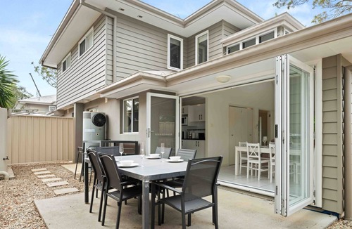Huskisson House | Keppel Retreat Huskisson by Experience Jervis Bay