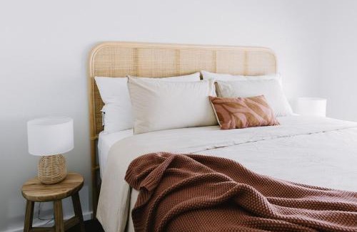 Sale Villa | King Bed, 3 Beds, 2 bath, Sleeps 6
