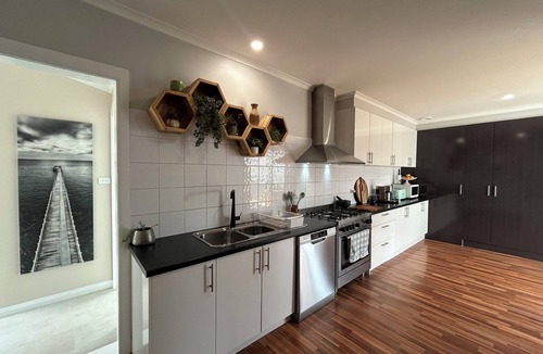 Currie House | KINGFALLS - Stunning 4BR, 2BTH home with character and charm, located in Currie.