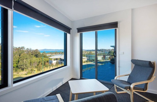 Eden House | Kingfisher Retreat @ Eden Cove 2+ nights (5 Bedroom)