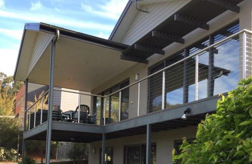 Marysville House | Kings View- Breathtaking mountain views