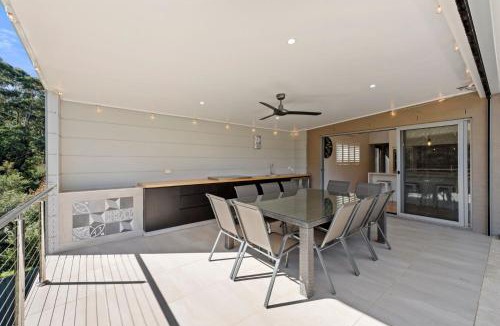 Mollymook Beach House | Kookaburra Heights - Heated Pool, Spa & Media Room