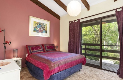 Pearl Beach House | KOORAWATHA @ PEARL BEACH PET FRIENDLY