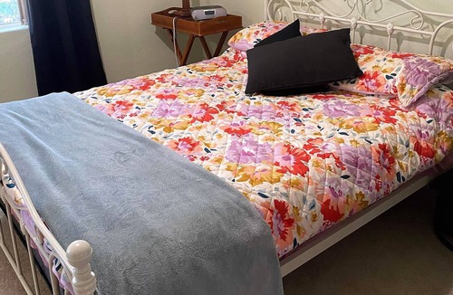 Kooroona Cottage | Kooroona Coastal Charm: Serene Hideaway, a Short Drive from Pristine Beach