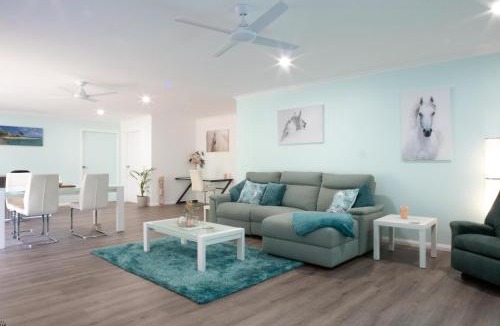 Long Beach Bed & Breakfast | Korindi BnB 2 bdrm House at Long Beach including Breakfast