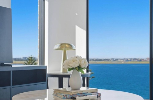 Brighton-le-Sands Apartment | KozyGuru | Brighton-Le-Sands | Luxury Bay View Apt