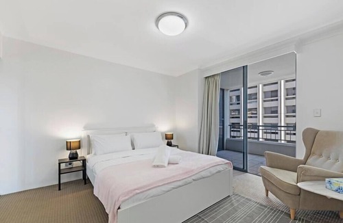 Haymarket Apartment | KozyGuru | Haymarket | 1 Bed Big Balcony Apt