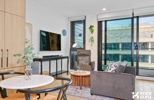 Moonee Ponds Apartment | KozyGuru | Moonee Ponds | Modern 1 Bed Apt Parking