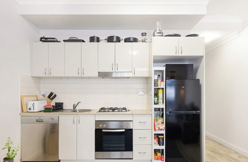 Redfern Apartment | KozyGuru | Redfern | Vibrant Cityside Retreat