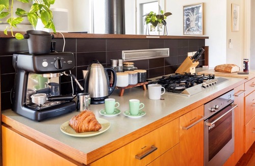 Aireys Inlet House | Kyarra - Free wifi, open fire, close to everything