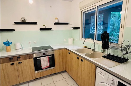 Remire Montjoly Apartment | La canope - T2 apartment with private jacuzzi