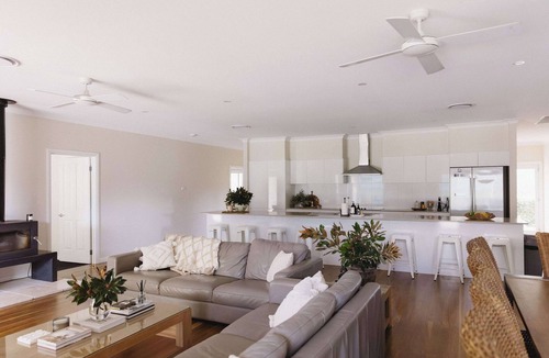 Pokolbin House | La Capella Estate | Sleeps 18